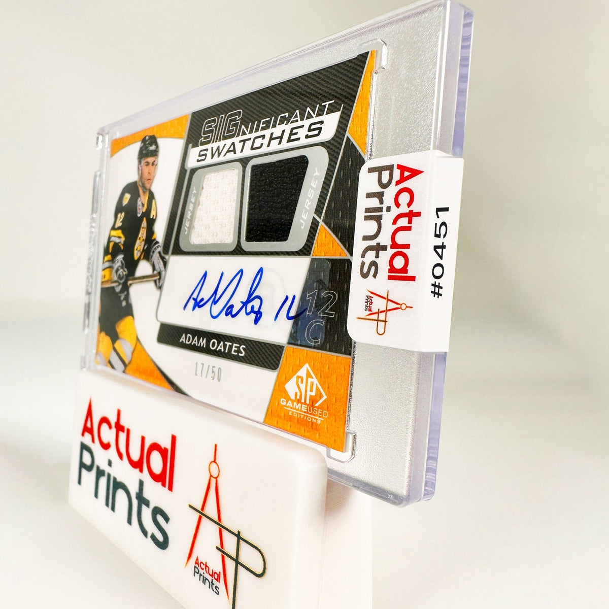 Optional serial numbering: each sticker lock printed with its own number on the band that wraps the case spine